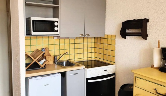 Quiet one-bedroom apartment in the hills above Barcelonnette