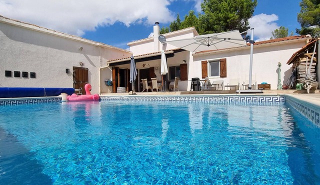 Stunning home in Pouzols-Minervois