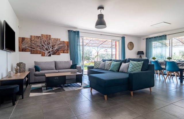 100 m² House ∙ 3 bedrooms ∙ 8 guests