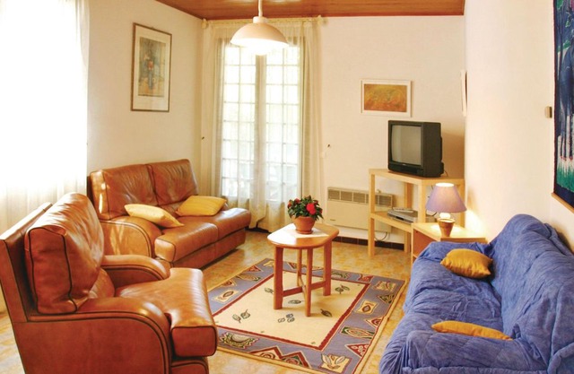 2 bedroom accommodation in Laudun