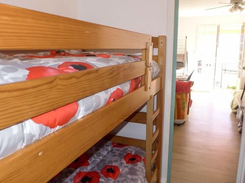 Apartment Le Lido in Saint Cyr sur mer Les Lecques - 4 persons, 1 bedrooms