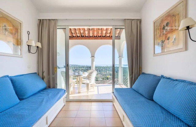 Apartments in the Restanques of the Gulf of St Tropez - maeva Home - Apartment for 4 people with sea view terrace