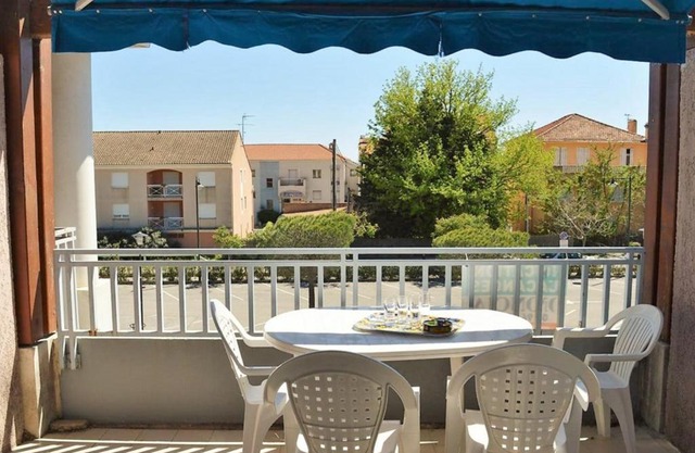 Appartement Le Lavandou, 3 pièces, 6 personnes - FR-1-251-61