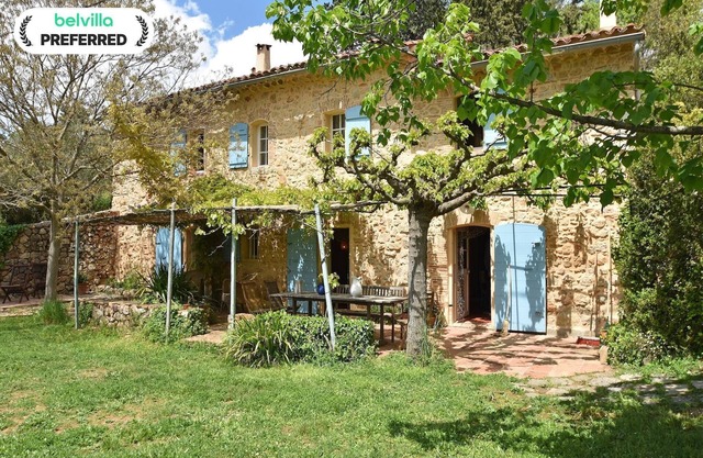 Farmhouse, with large pvt pool in Provence