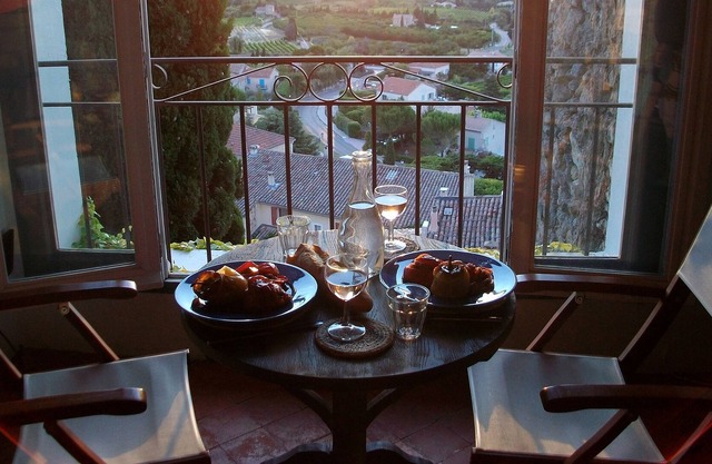 La Maison Dans Le Ciel: Traditional Village House With Spectacular Views