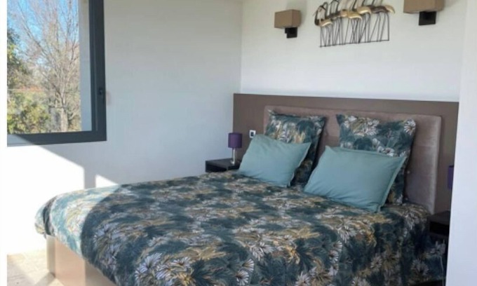 Molleges House | 1 Bedroom Private vacation home in Mollégès