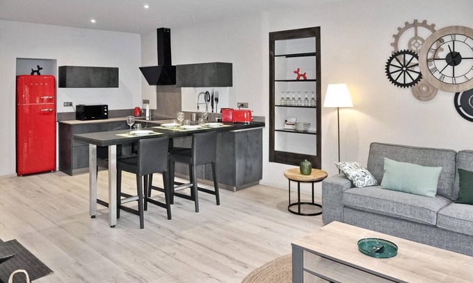 L'Isle-sur-la-Sorgue Apartment | 100 m² Apartment ∙ 2 bedrooms ∙ 4 guests