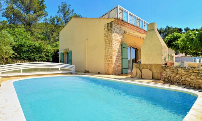 Laudun House | 100 m² House ∙ 4 bedrooms ∙ 7 guests