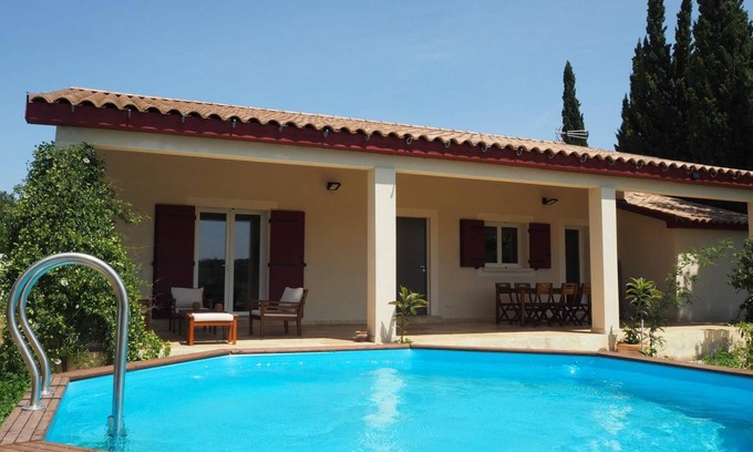 Domazan House | 100 m² House ∙ 3 bedrooms ∙ 6 guests