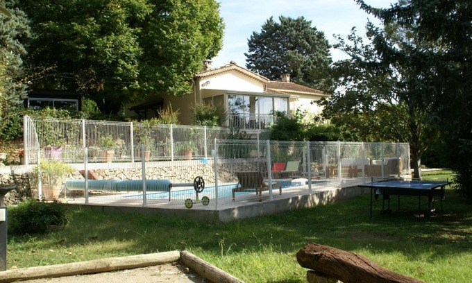 Salernes Villa | 100 m² Villa ∙ 3 bedrooms ∙ 8 guests