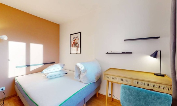 Aix-en-Provence Resort | 101 m² Private room ∙ 1 bedroom ∙ 2 guests