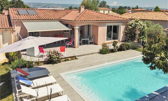 Mallemort House | 107 m² House ∙ 3 bedrooms ∙ 6 guests