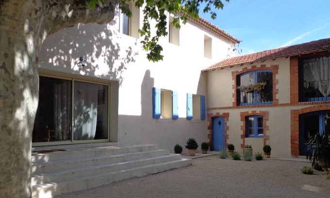 Cavaillon Apartment | 110 m² Apartment ∙ 2 bedrooms ∙ 4 guests