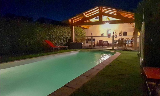 Rochefort-du-Gard House | 110 m² House ∙ 4 bedrooms ∙ 8 guests