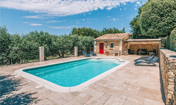 Lioux House | 120 m² House ∙ 3 bedrooms ∙ 6 guests