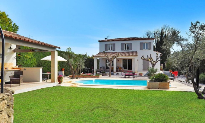 Maussane House | 122 m² House ∙ 3 bedrooms ∙ 6 guests