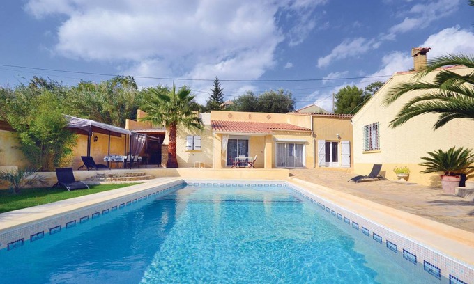 Theziers House | 123 m² House ∙ 3 bedrooms ∙ 7 guests