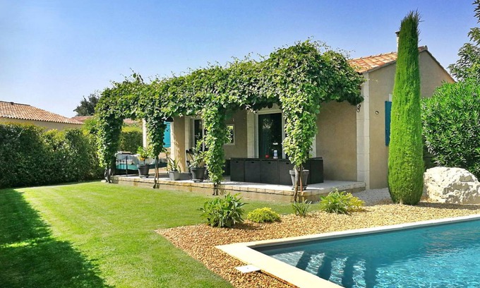Maillane House | 130 m² House ∙ 3 bedrooms ∙ 6 guests
