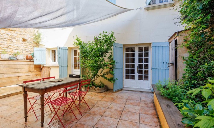 Avignon City Centre House | 130 m² House ∙ 4 bedrooms ∙ 10 guests
