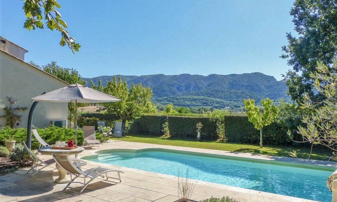 Oppede House | 135 m² House ∙ 3 bedrooms ∙ 4 guests