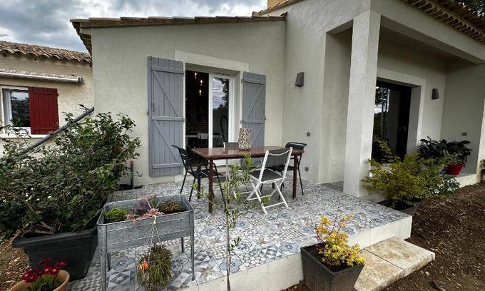 Lourmarin Bed & Breakfast | 14 m² Bed and breakfast ∙ 2 guests