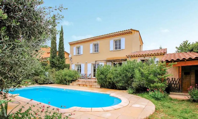Saint-Maurice-sur-Eygues Villa | 150 m² Villa ∙ 3 bedrooms ∙ 6 guests