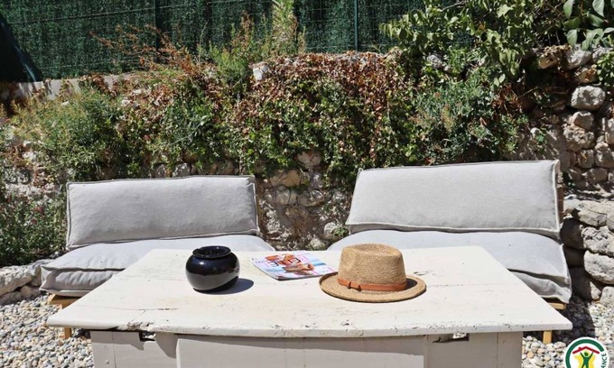 Buis-les-Baronnies House | 150 m² Gîte ∙ 3 bedrooms ∙ 6 guests