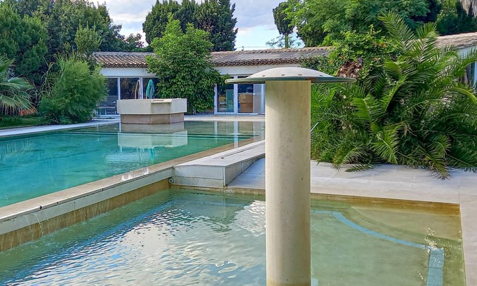 Aramon House | 150 m² House ∙ 2 bedrooms ∙ 4 guests