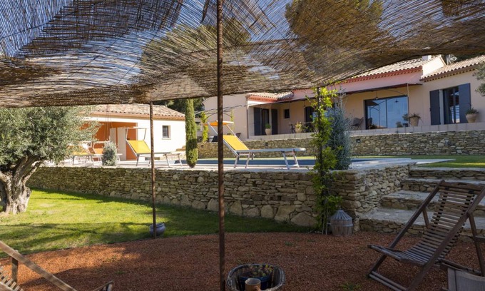 Beaumes-de-Venise Villa | 154 m² Villa ∙ 4 bedrooms ∙ 8 guests