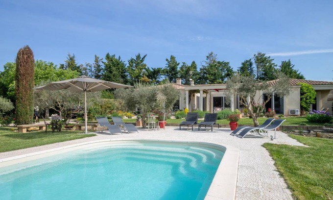 Tarascon Villa | 154 m² Villa ∙ 3 bedrooms ∙ 6 guests