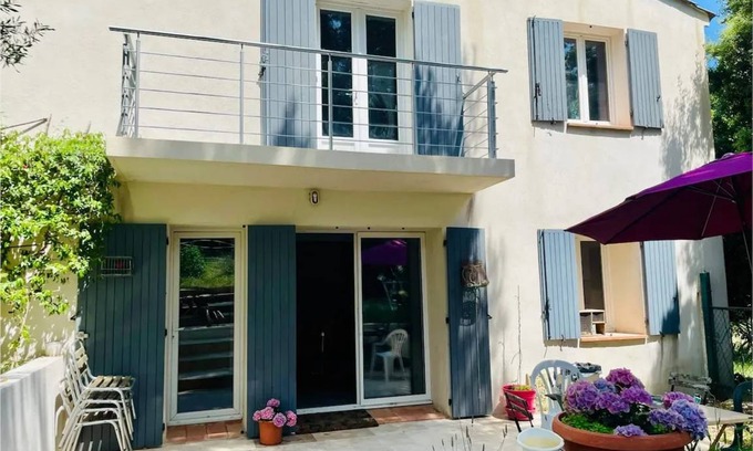 Plan-d'Aups-Sainte-Baume House | 200 m² House ∙ 3 bedrooms ∙ 6 guests