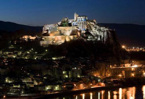 Sisteron Bed & Breakfast | 20 m² Bed and breakfast ∙ 2 guests