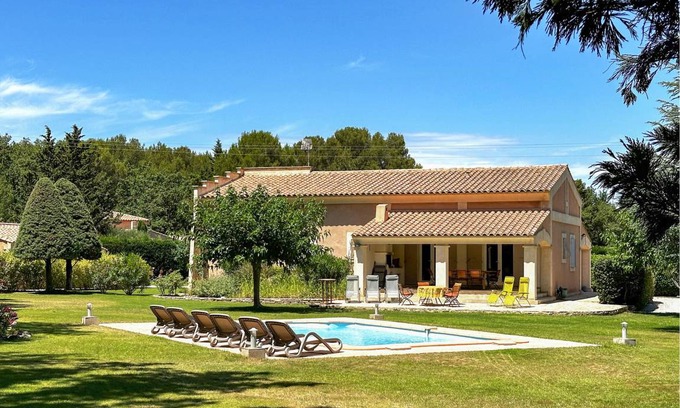 Saint-Cannat House | 205 m² House ∙ 5 bedrooms ∙ 10 guests
