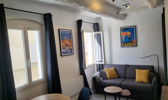 Saint-Victor Apartment | 21 m² Apartment ∙ 1 bedroom ∙ 2 guests