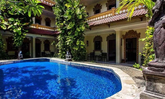 Kuta Hotel | 21 m² Hotel ∙ 20 guests