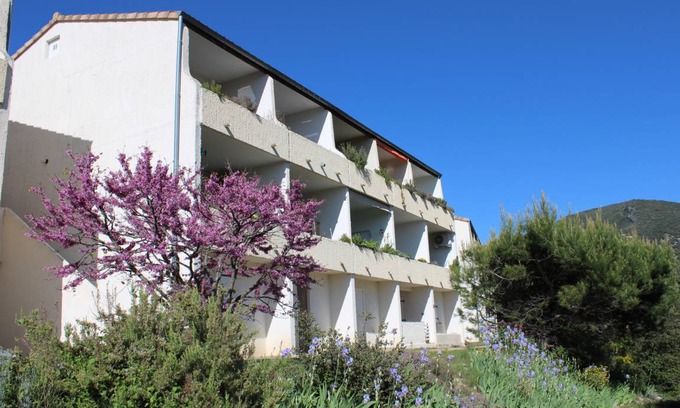 Mollans-sur-Ouveze Apartment | 22 m² Studio flat ∙ 4 guests