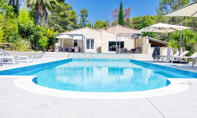 Pignans Other | 220 m² Accommodation ∙ 5 bedrooms ∙ 11 guests