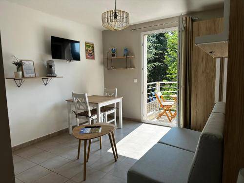 Les Bormettes Apartment | 23 m² Apartment ∙ 1 bedroom ∙ 2 guests