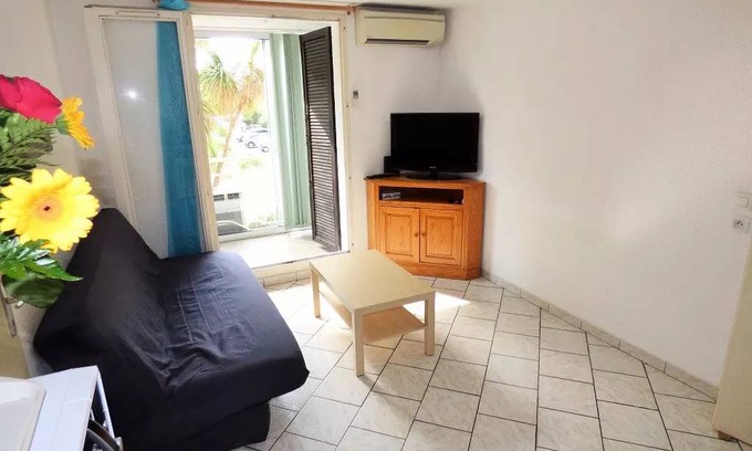 Les Sablettes Apartment | 25 m² Apartment ∙ 1 bedroom ∙ 4 guests