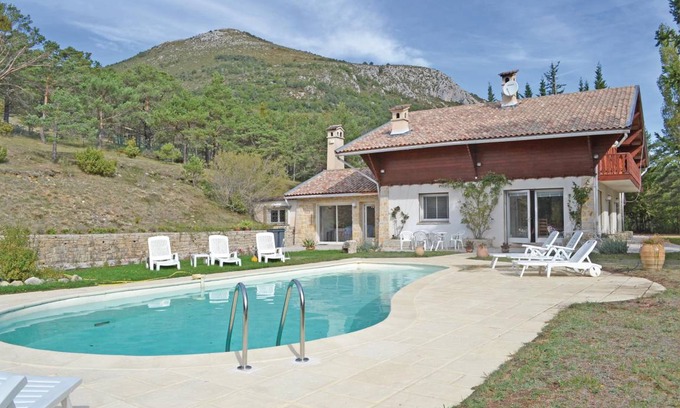 La Bastide House | 250 m² House ∙ 5 bedrooms ∙ 10 guests