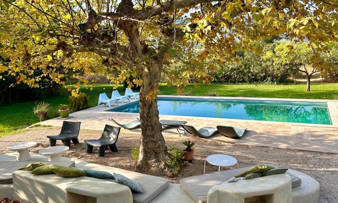 Gemenos Villa | 250 m² Villa ∙ 7 bedrooms ∙ 12 guests