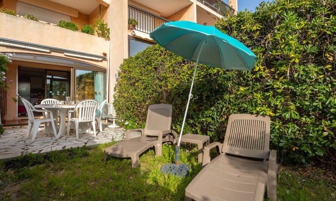 Rayol-Canadel-sur-Mer Apartment | 28 m² Apartment ∙ 1 bedroom ∙ 3 guests