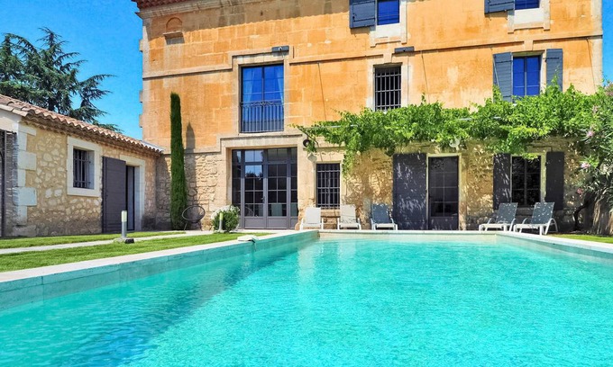 Maussane House | 300 m² Farmhouse ∙ 5 bedrooms ∙ 10 guests