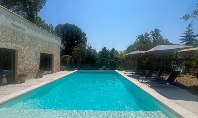 L'Isle-sur-la-Sorgue House | 300 m² House ∙ 4 bedrooms ∙ 8 guests