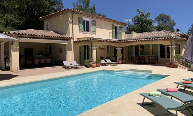 Carces House | 300 m² House ∙ 4 bedrooms ∙ 8 guests