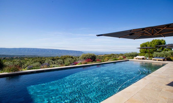 Gordes Villa | 300 m² Villa ∙ 4 bedrooms ∙ 8 guests