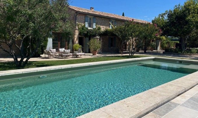 Roussillon House | 320 m² House ∙ 6 bedrooms ∙ 14 guests