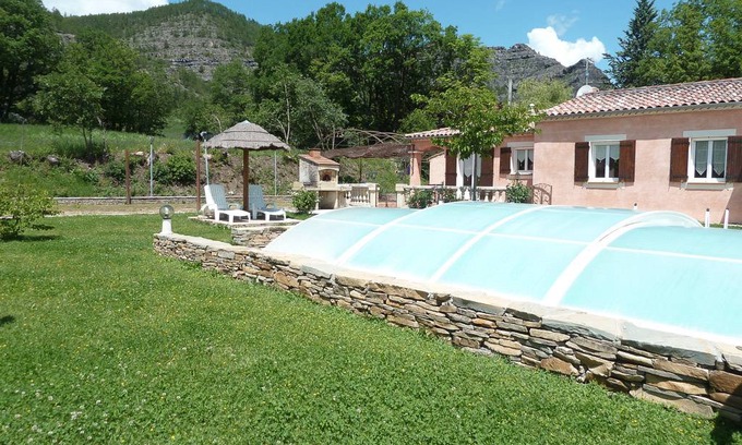 Marcoux House | 35 m² Gîte ∙ 1 bedroom ∙ 2 guests