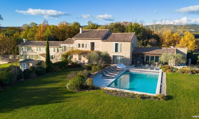 Gordes House | 355 m² House ∙ 5 bedrooms ∙ 10 guests