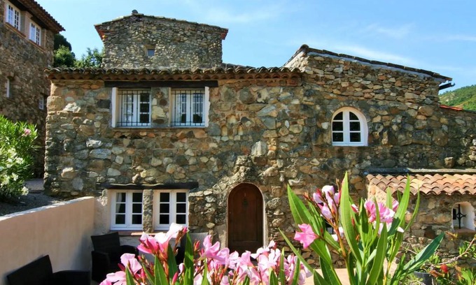 Plan-de-la-Tour House | 37 m² House ∙ 1 bedroom ∙ 4 guests